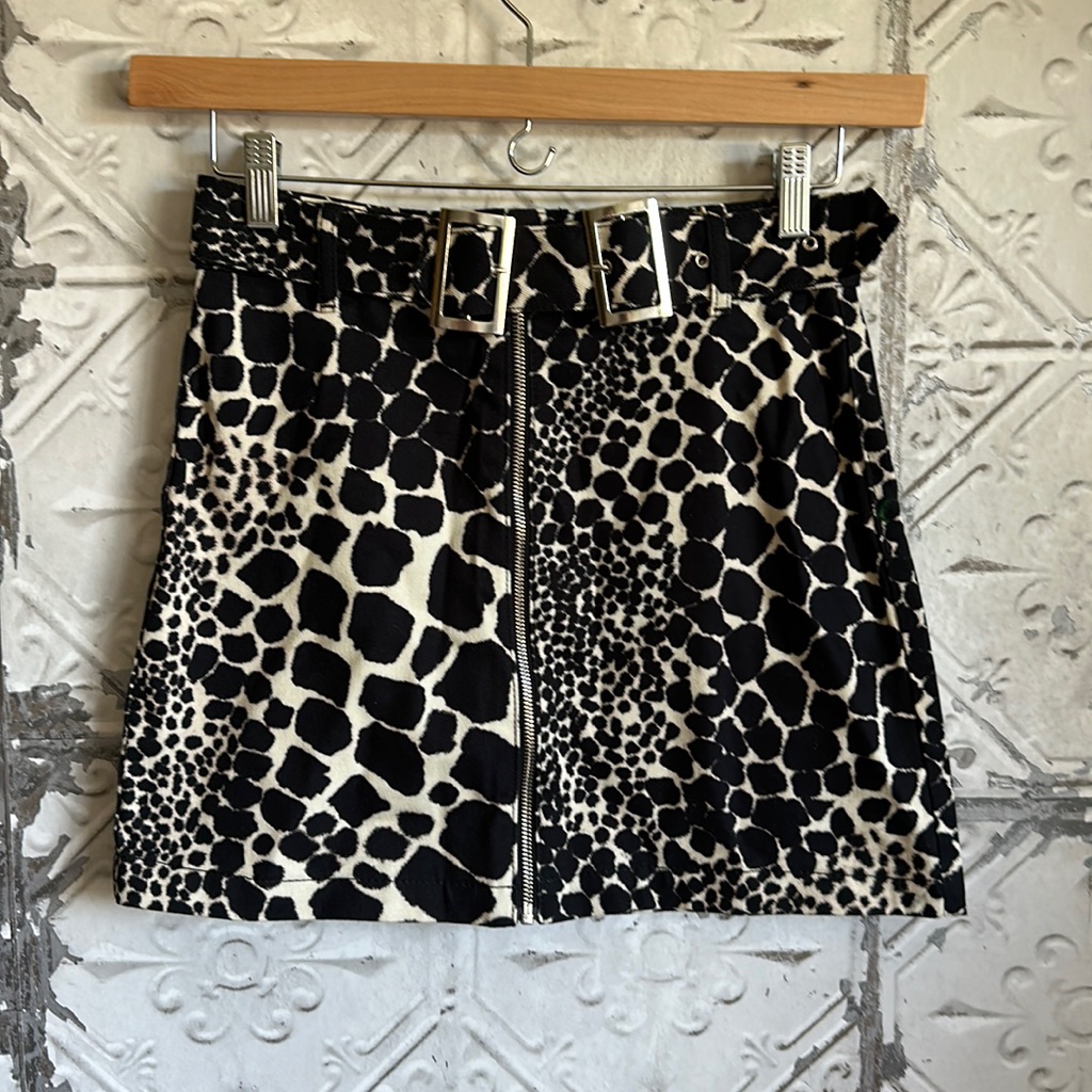 Top Shop Spotted Double Buckle Mini Skirt Top Shop Spotted Double Buckle Mini Skirt